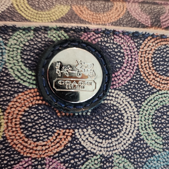 Coach Zip Wallet - Picture 4 of 12